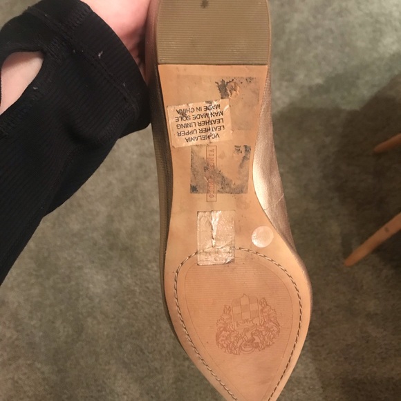 Vince Camuto pointed toe flats - Picture 3 of 6